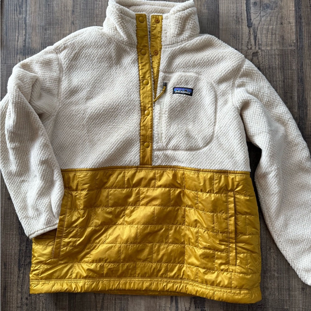 Patagonia Cream and Mustard Re-Tool Hybrid Fleece